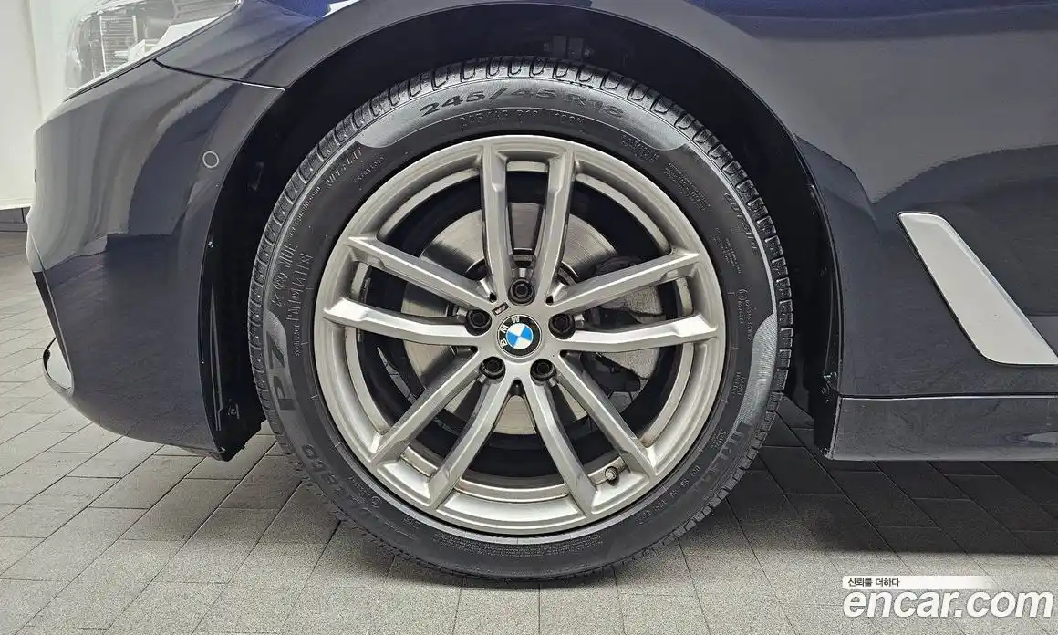 BMW 5-Series 2018 2.0 гидро в Москве № 892103, фото 5