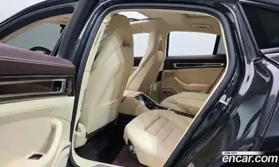 Porsche Panamera 2018 3.0 гидро в Москве № 894440, миниатюра 12