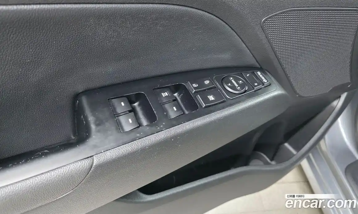 Hyundai Avante 2017 1.6 механика в Москве № 926928, фото 14