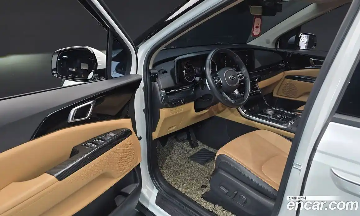 Kia Canival 2021 2.2 Автомат в Москве № 929005, фото 11