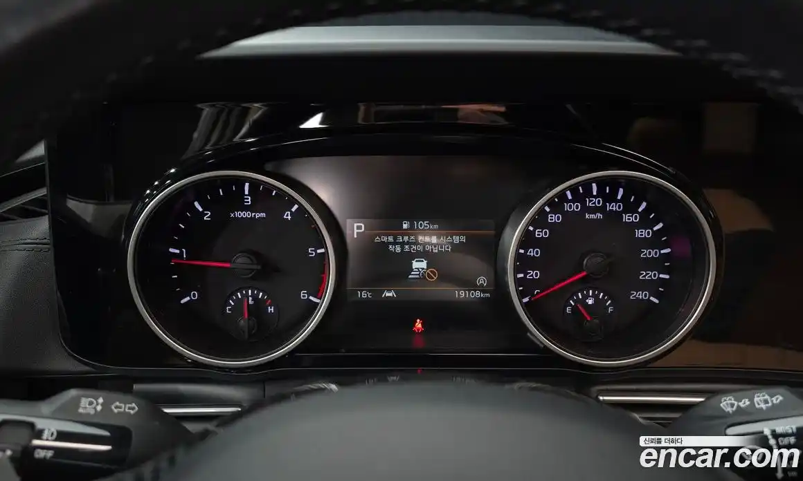 Kia Canival 2021 2.2 Автомат в Москве № 929005, фото 8