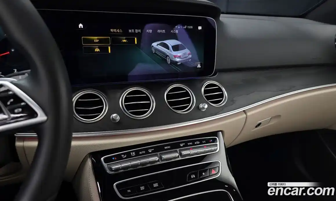 Mercedes-Benz E-Class 2023 2.0 гидро, фото 16