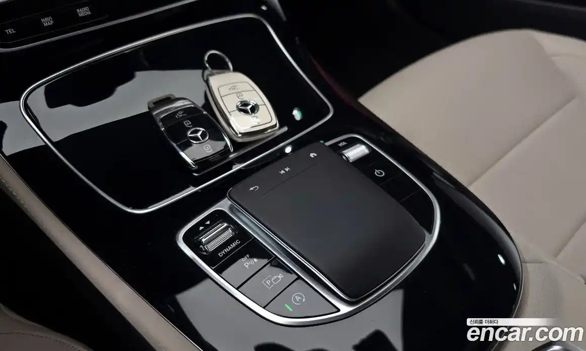 Mercedes-Benz E-Class 2023 2.0 гидро, фото 18