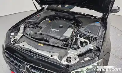 Mercedes-Benz E-Class 2023 2.0 гидро, миниатюра 6