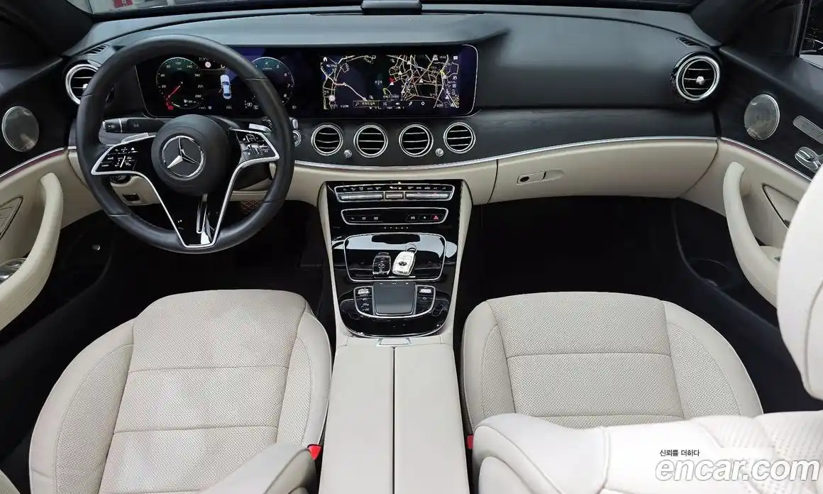 Mercedes-Benz E-Class 2023 2.0 гидро, фото 7