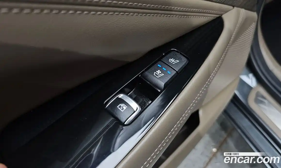 Kia K8 2021 2.5 Автомат в Москве № 972474, фото 20