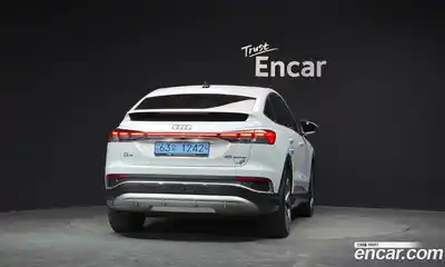 Audi Q4 e-tron 2022 0.2 гидро в Москве № 1007203, миниатюра 4