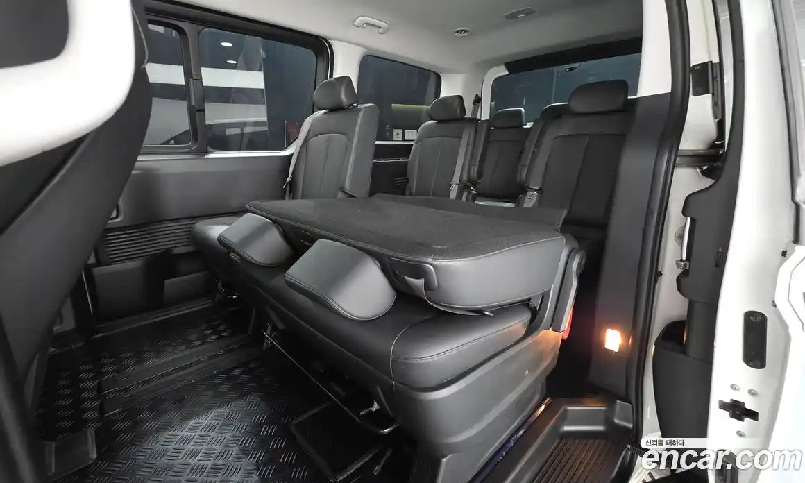 Hyundai Staria 2024 1.6 Автомат в Москве № 1007597, фото 18