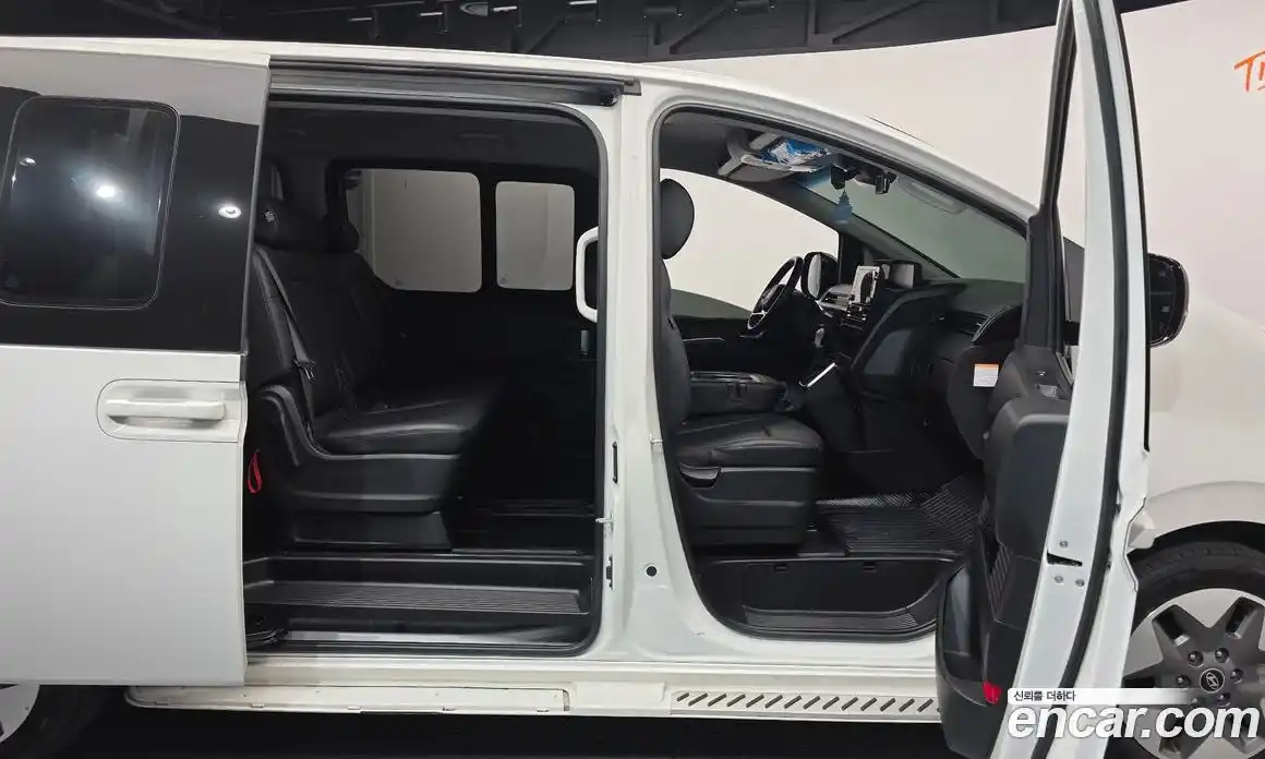 Hyundai Staria 2024 1.6 Автомат в Москве № 1007597, фото 19