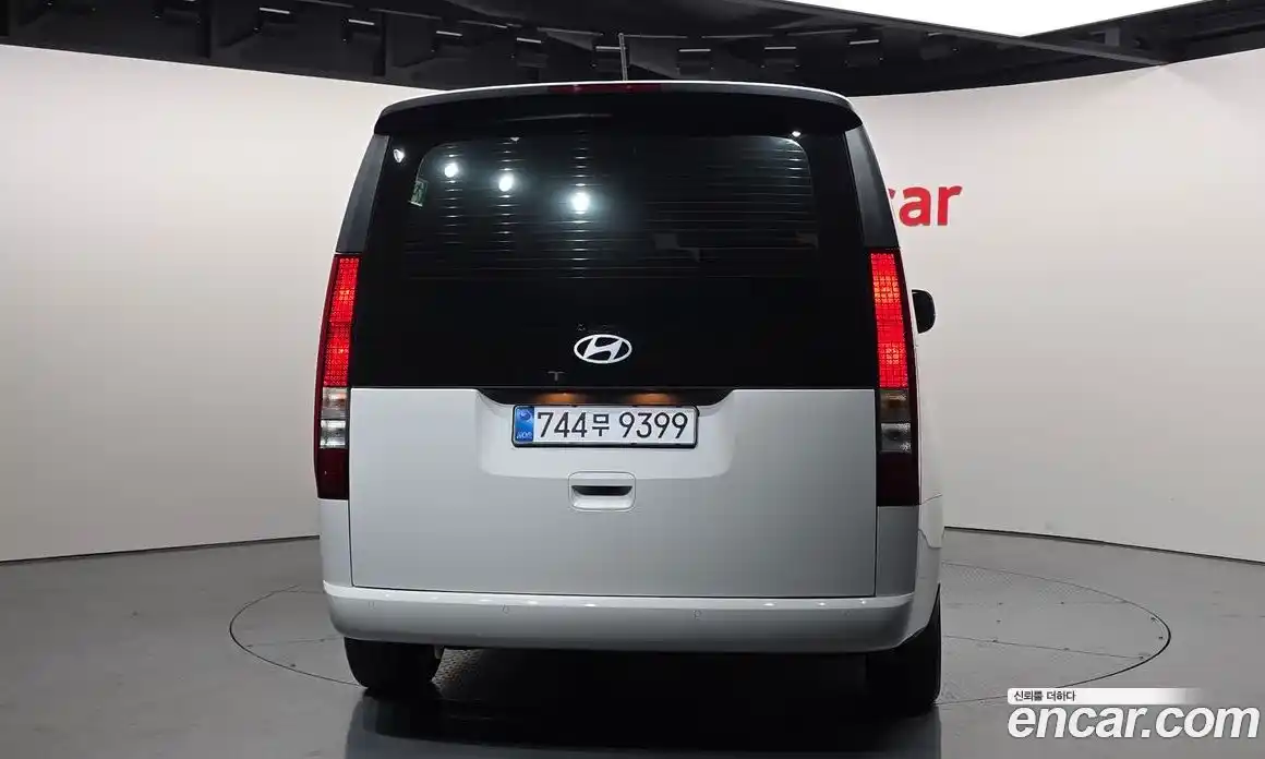 Hyundai Staria 2024 1.6 Автомат в Москве № 1007597, фото 4