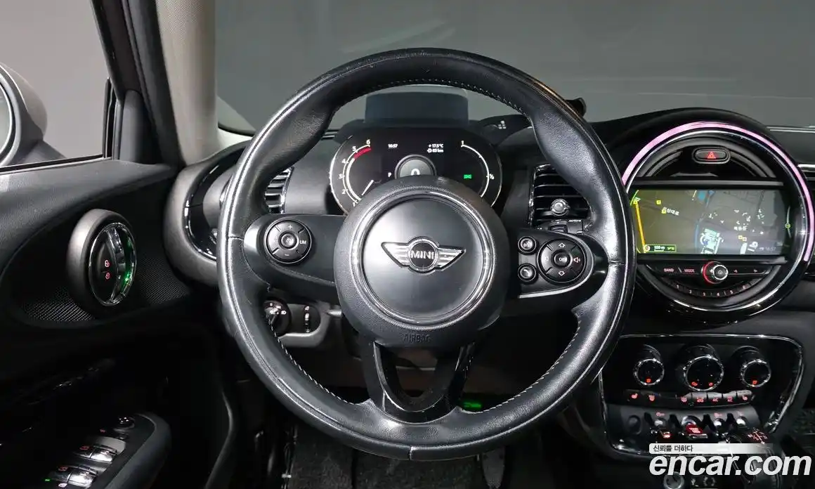 Mini Clubman 2016 2.0 гидро в Москве № 1014021, фото 16
