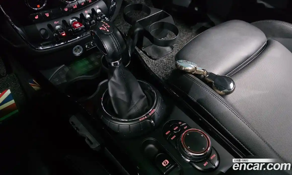 Mini Clubman 2016 2.0 гидро в Москве № 1014021, фото 9