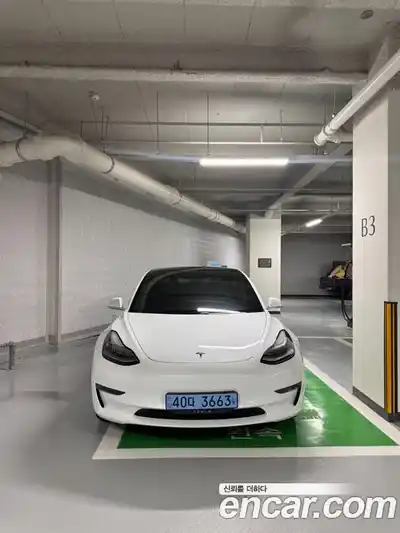 Tesla Model 3, 2020