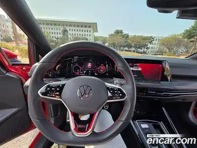 Volkswagen Golf 2024 2.0 гидро в Москве № 1014734, миниатюра 5