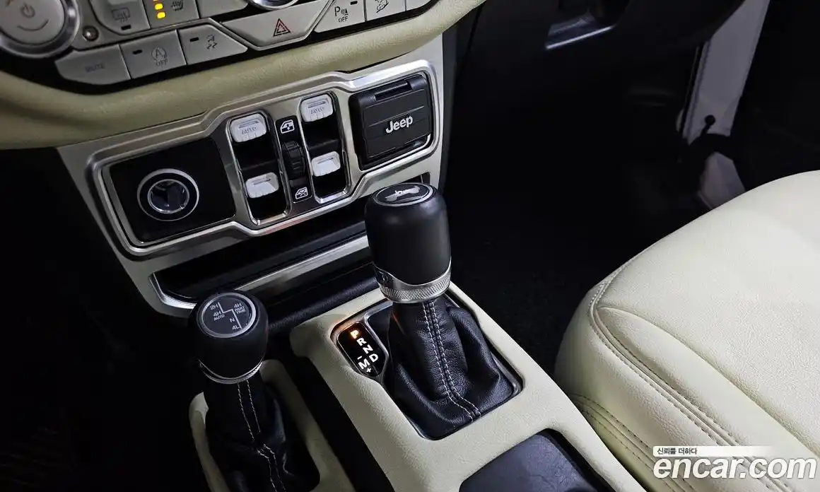 Jeep Wrangler 2022 2.0 гидро в Москве № 1014879, фото 8