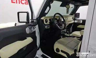 Jeep Wrangler 2022 2.0 гидро в Москве № 1014879, миниатюра 9