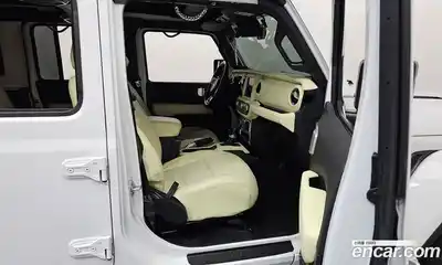 Jeep Wrangler 2022 2.0 гидро в Москве № 1014879, миниатюра 10