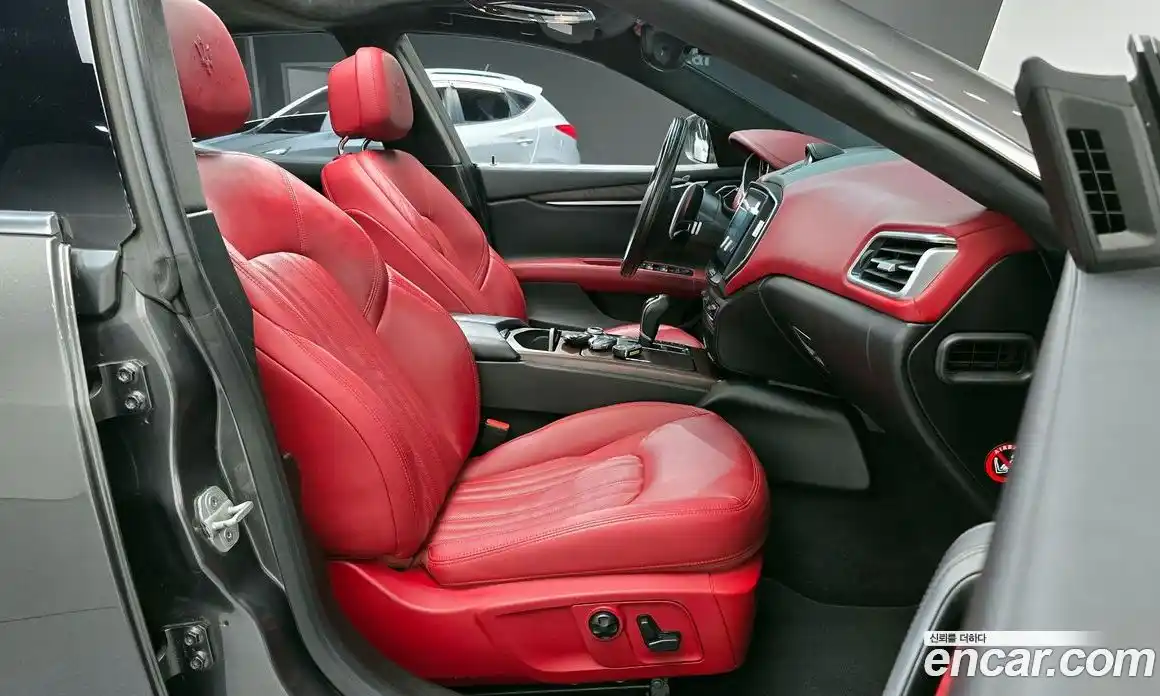 Maserati Ghibli 2017 3.0 гидро в Москве № 1015694, фото 10