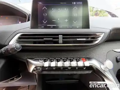 Peugeot 5008 2019 1.5 гидро в Москве № 1015885, миниатюра 12