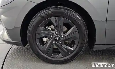 Hyundai Avante 2022 1.6 Автомат в Москве № 1065598, миниатюра 5