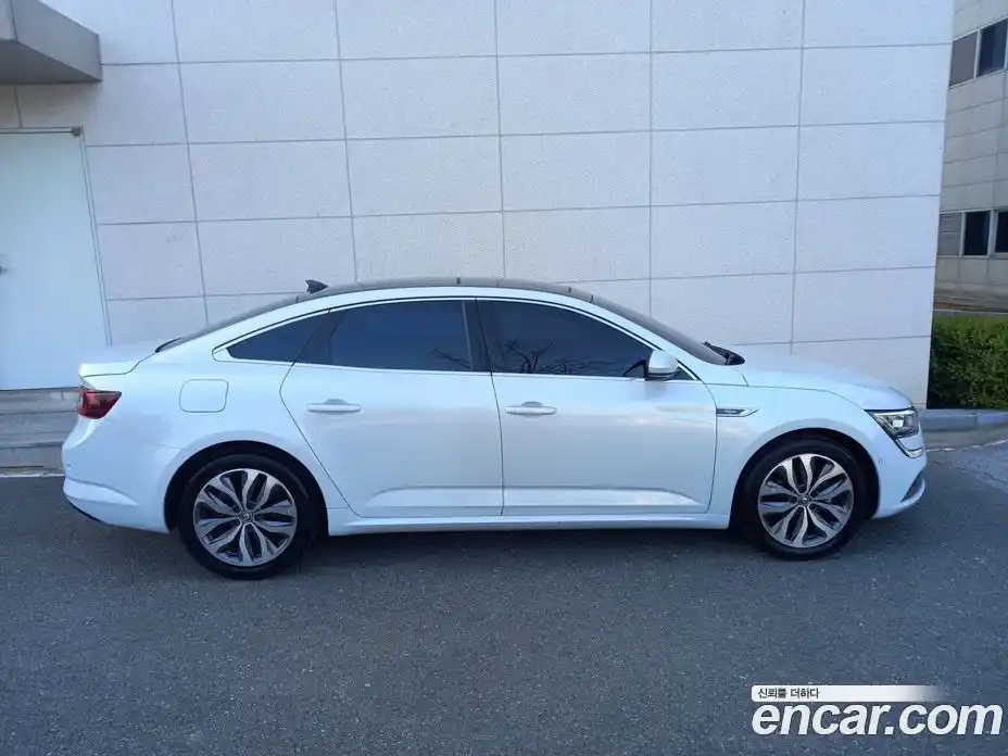 Renault SM6 2017 2.0 Автомат в Москве № 1067549, фото 20