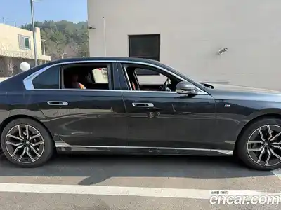 BMW 7-Series 2024 3.0 Автомат в Москве № 1069377, миниатюра 3