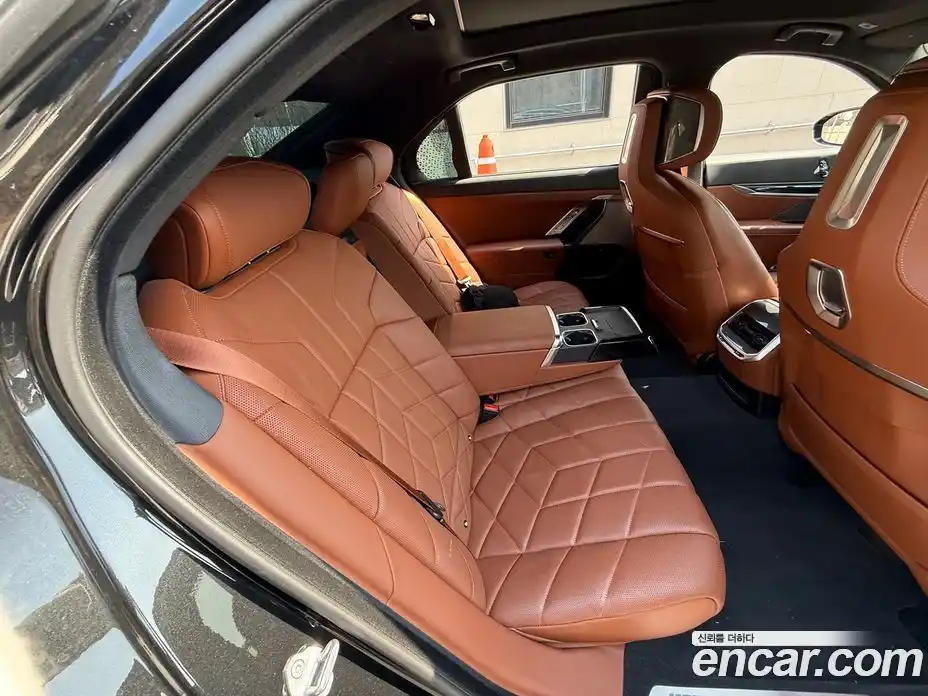 BMW 7-Series 2024 3.0 Автомат в Москве № 1069377, фото 7