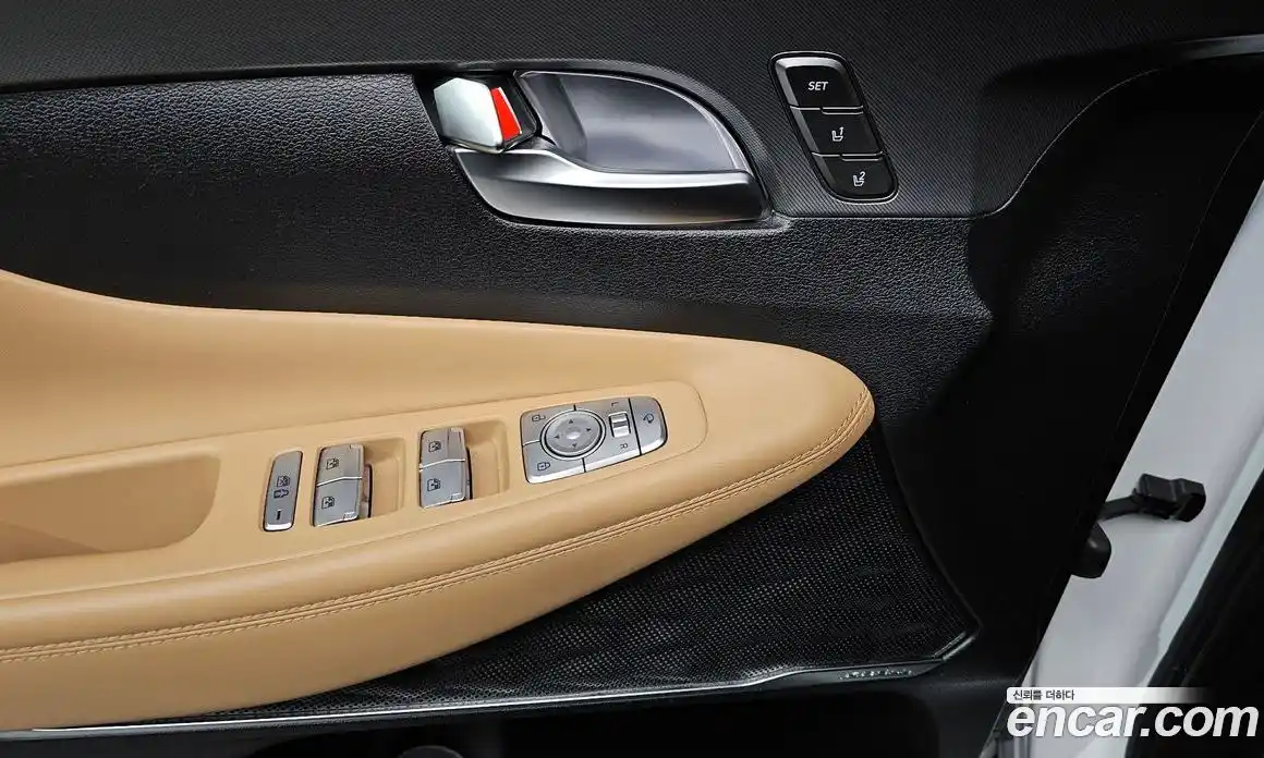 Hyundai Santa Fe 2023 1.6 гидро, фото 18
