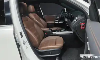 Mercedes-Benz GLB-Class 2021 2.0 гидро в Москве № 143839, миниатюра 11