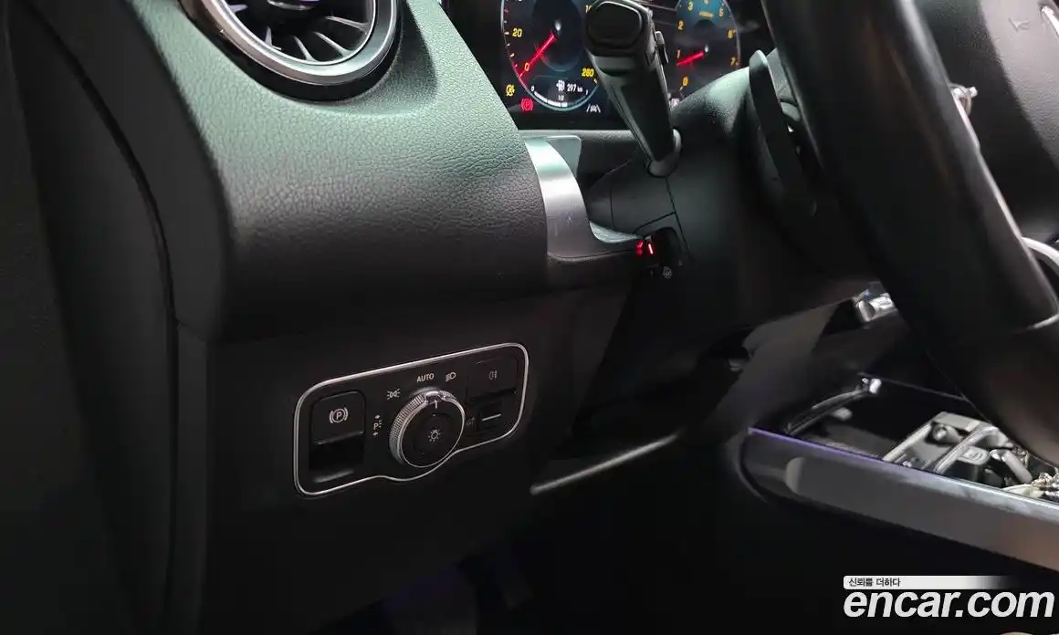 Mercedes-Benz GLB-Class 2021 2.0 гидро в Москве № 143839, фото 18
