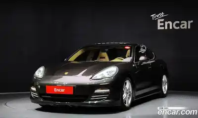 Porsche Panamera, 2010