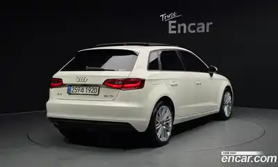 Audi A3 2015 1.6 гидро в Москве № 154076, миниатюра 2