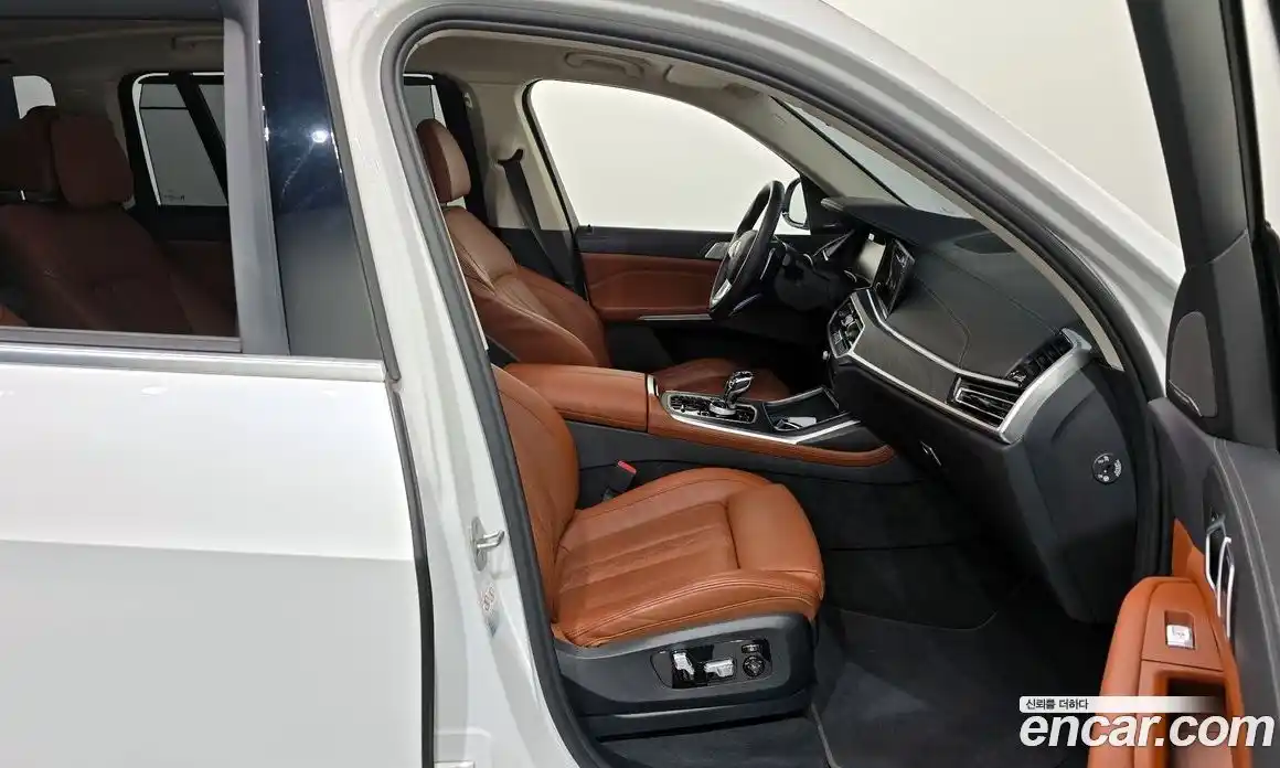 BMW X7 2022 3.0 гидро в Москве № 154957, фото 11