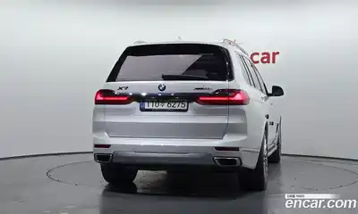 BMW X7 2022 3.0 гидро в Москве № 154957, миниатюра 4