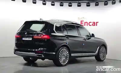 BMW X7 2022 3.0 гидро в Москве № 157369, миниатюра 2