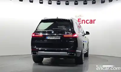 BMW X7 2022 3.0 гидро в Москве № 157369, миниатюра 4