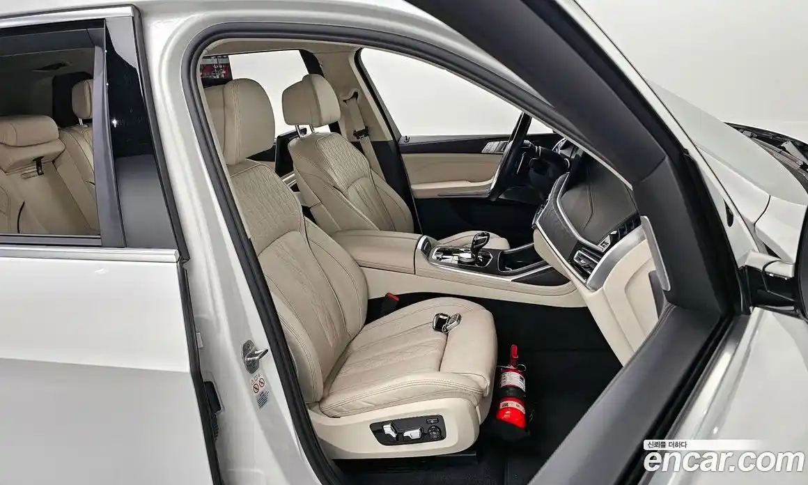 BMW X7 2021 3.0 гидро в Москве № 159258, фото 12