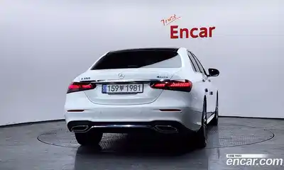 Mercedes-Benz E-Class 2022 2.0 гидро в Москве № 160150, миниатюра 4