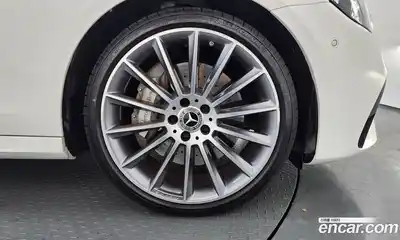 Mercedes-Benz E-Class 2022 2.0 гидро в Москве № 160150, миниатюра 5