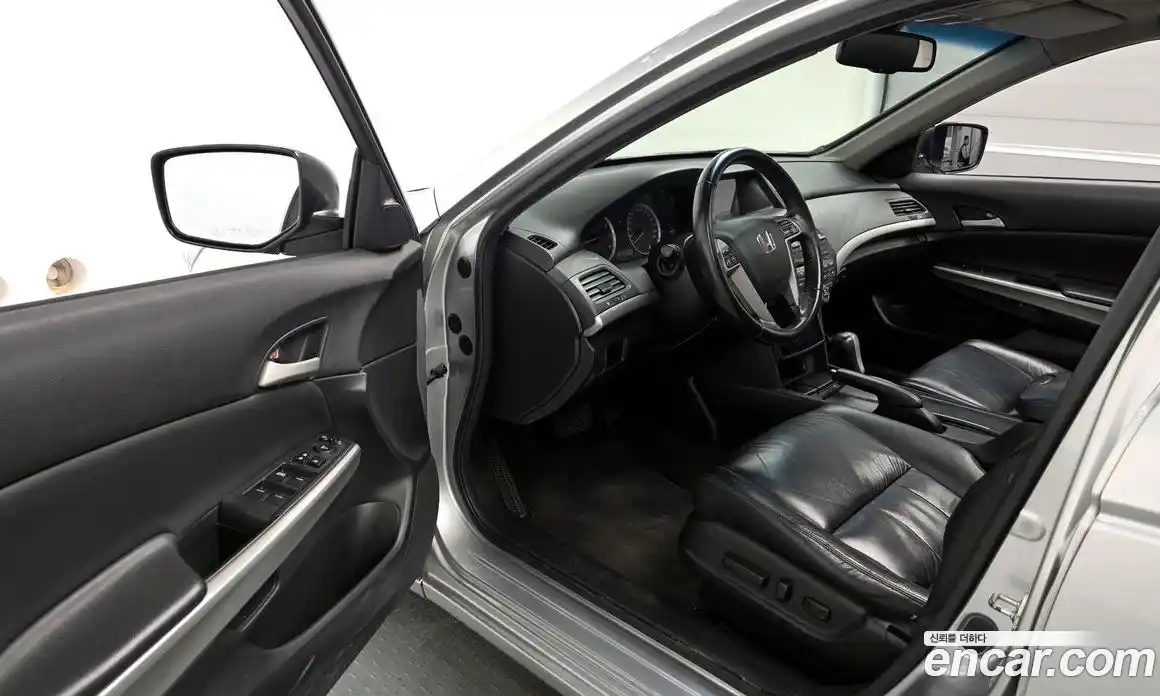 Honda Accord 2011 2.4 гидро в Москве № 160409, фото 10