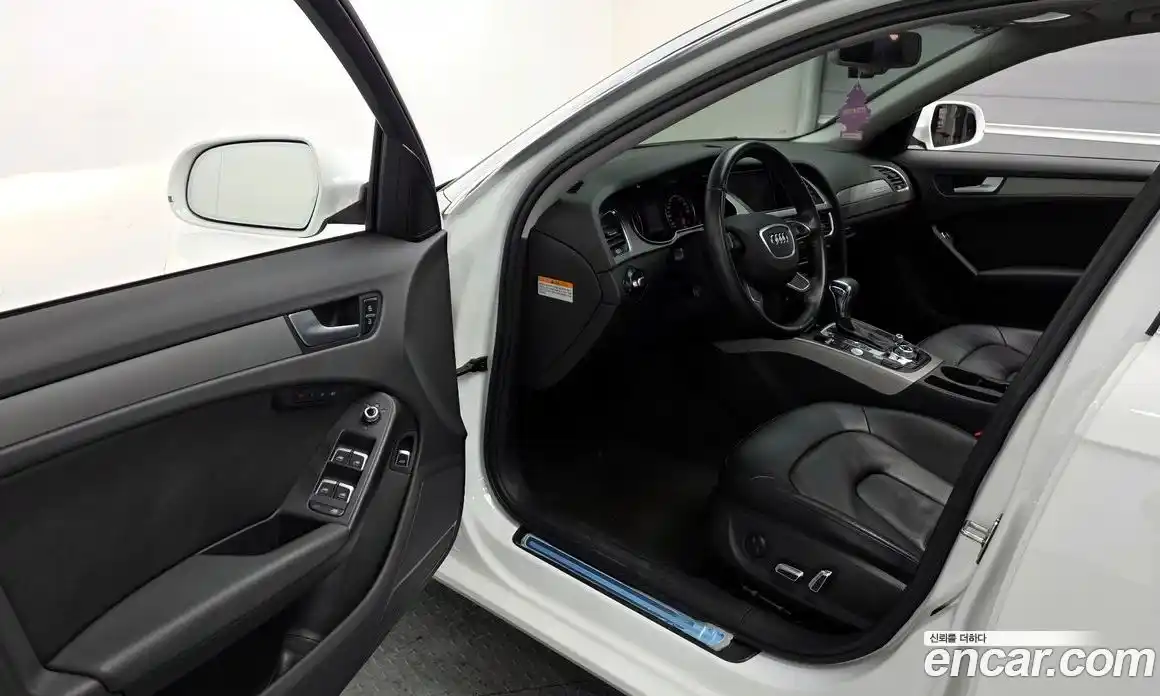 Audi A4 2014 2.0 гидро в Москве № 160562, фото 10