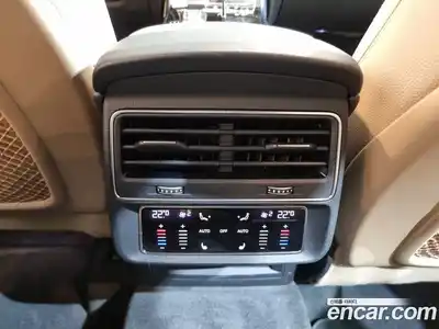 Audi Q8 2023 3.0 гидро в Москве № 164041, миниатюра 12