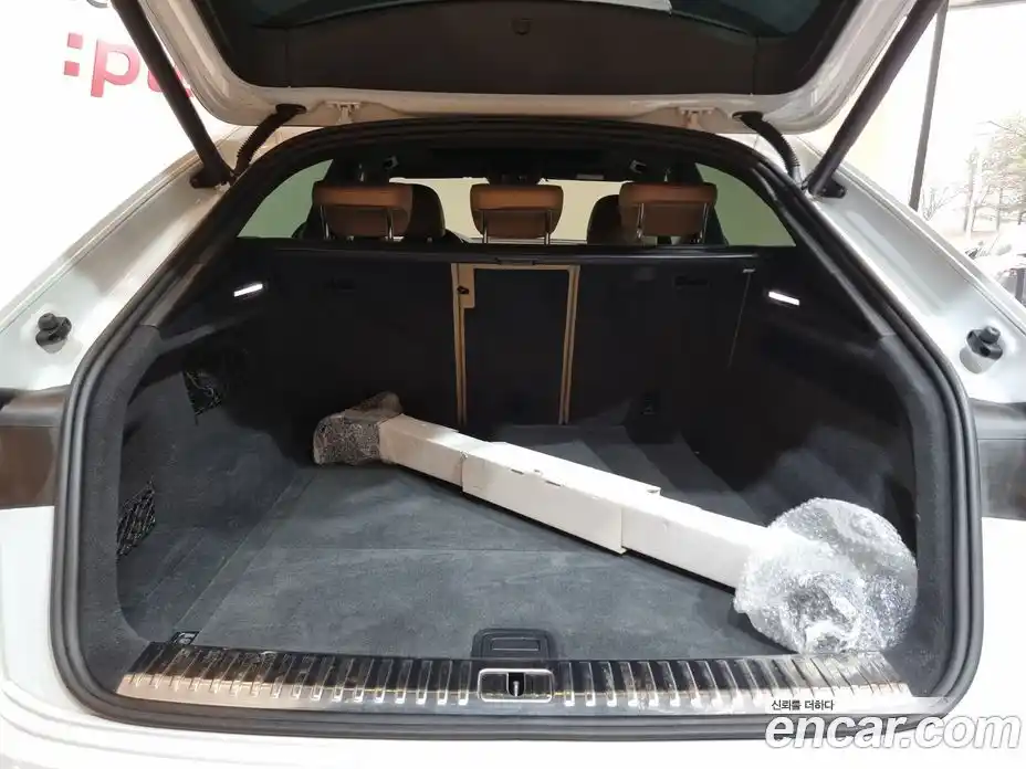 Audi Q8 2023 3.0 гидро в Москве № 164041, фото 18