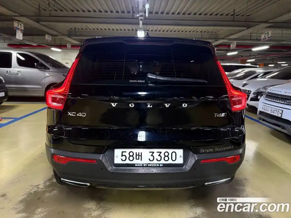 Volvo XC40 2018 2.0 гидро в Москве № 164844, фото 4