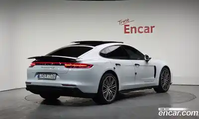 Porsche Panamera, 2018