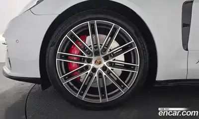 Porsche Panamera 2018 4.0 гидро в Москве № 165012, миниатюра 4