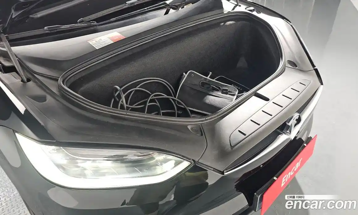 Tesla Model X 2018 0.3 гидро в Москве № 167772, фото 6