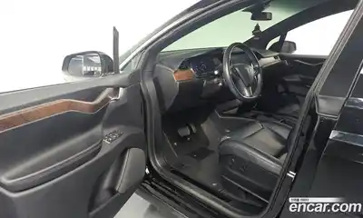 Tesla Model X 2018 0.3 гидро в Москве № 167772, миниатюра 10