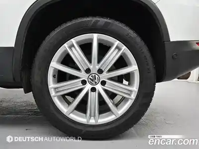 Volkswagen Tiguan 2015 2.0 гидро в Москве № 169271, миниатюра 5