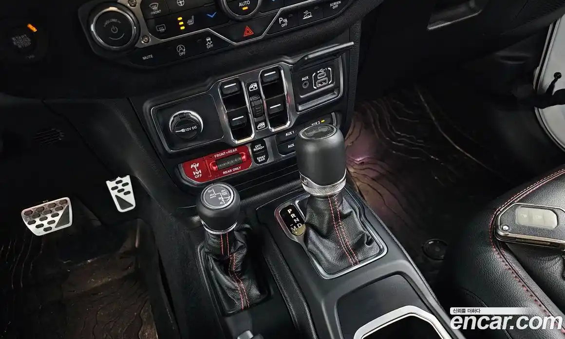 Jeep Wrangler 2023 2.0 гидро в Москве № 169354, фото 9